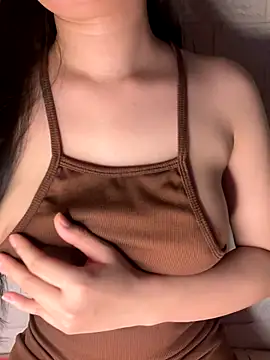 Thao-Cherry online show from 11/09/25, 05:44