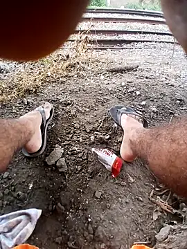 Snapshot of carlos40404 chatting on 03/04/25, 03:15 carlos40404 online show from 03/04/25, 03:15