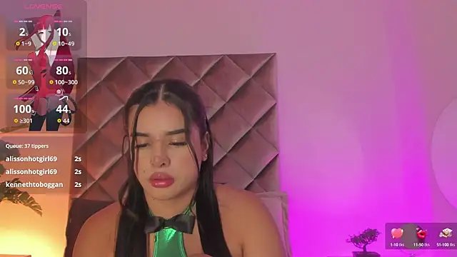 kaylarossi online show from 10/05/25, 07:50