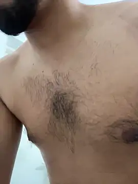 vinzpnr210 online show from 12/06/24, 09:32