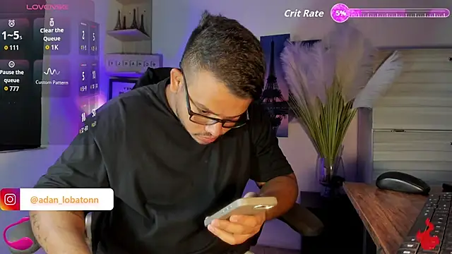 Snapshot of Naughty_Charly chatting on 05/16/26, 07:56 Naughty Charly online show from 05/16/26, 07:56
