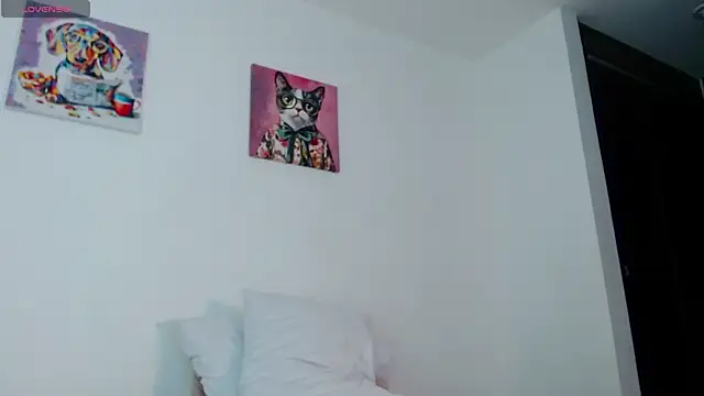 lilith luv online show from 10/31/25, 08:04