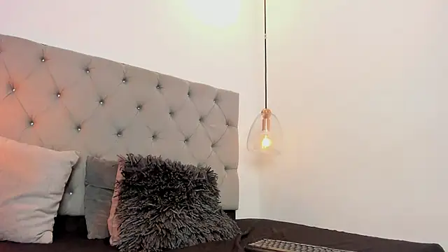 AnnPrices online show from 02/07/25, 03:08