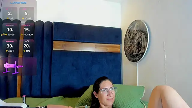 Snapshot of Andromeda-jade chatting on 12/09/24, 03:18 Andromeda-jade online show from 12/09/24, 03:18