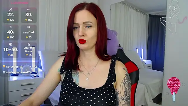 ElisaJane online show from 02/26/25, 01:32