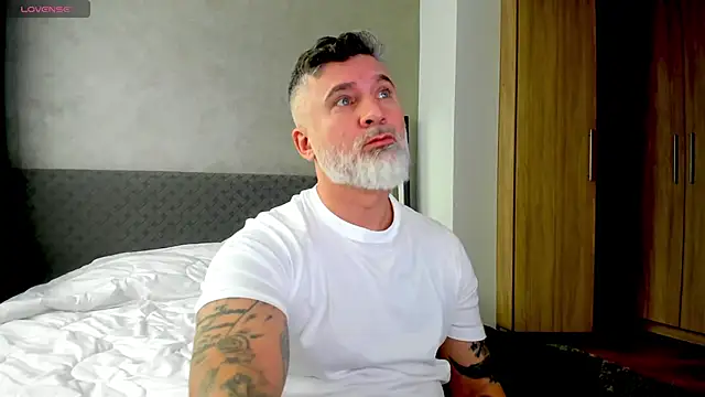 BlowMyXXL online show from 02/27/25, 02:00