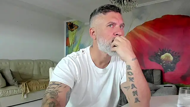 BlowMyXXL online show from 03/28/26, 06:40