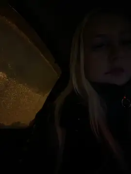 Snapshot of MerlinDave chatting on 01/18/25, 01:19 MerlinDave online show from 01/18/25, 01:19