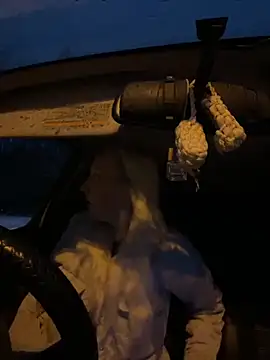 Snapshot of MerlinDave chatting on 11/08/25, 01:06 MerlinDave online show from 11/08/25, 01:06