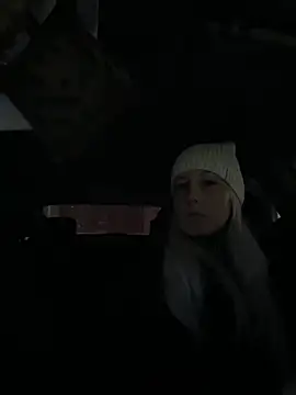 Snapshot of MerlinDave chatting on 02/04/26, 01:33 MerlinDave online show from 02/04/26, 01:33