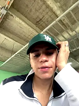 marckalexis online show from 09/18/25, 01:02