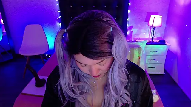 Snapshot of Cuckold_lover69 chatting on 03/21/25, 03:33 Cuckold lover69 online show from 03/21/25, 03:33