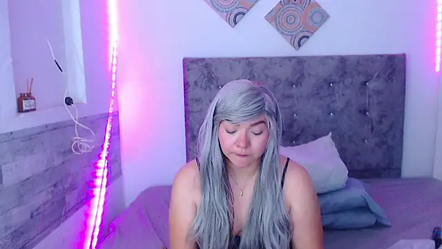 Cuckold lover69 online show from 05/20/26, 02:40