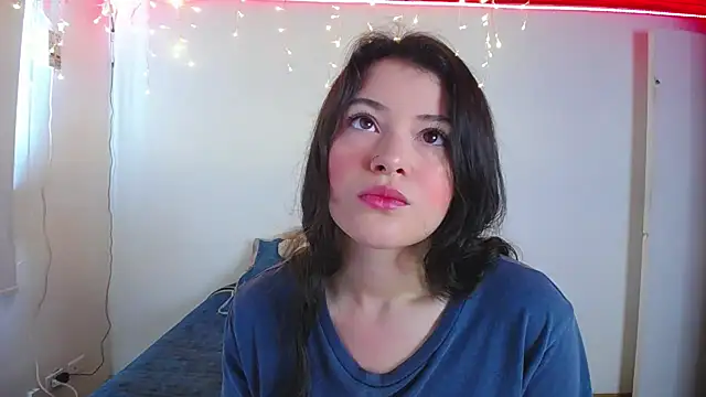Snapshot of juli05star20 chatting on 12/17/24, 02:55 juli05star20 online show from 12/17/24, 02:55
