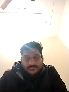 Snapshot of sri995955 chatting on 12/20/24, 02:16 sri995955 online show from 12/20/24, 02:16