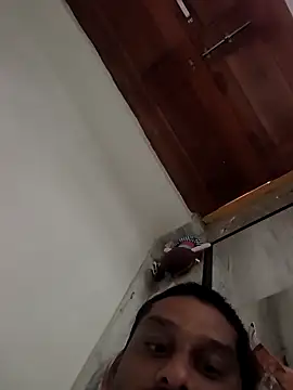 Snapshot of sri995955 chatting on 11/05/25, 10:26 sri995955 online show from 11/05/25, 10:26