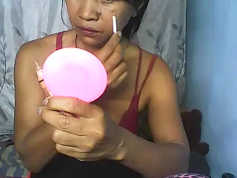 nene belle online show from 10/16/25, 06:47