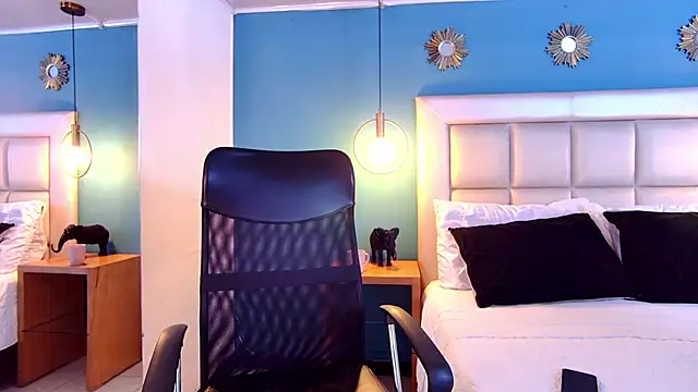 Miss ary online show from 01/27/25, 02:24