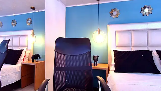 Miss ary online show from 01/30/25, 11:11