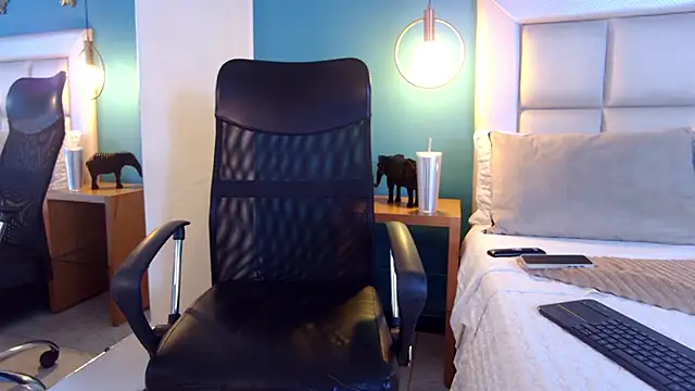 Miss ary online show from 02/05/25, 03:52