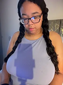 XMara online show from 03/12/26, 04:02