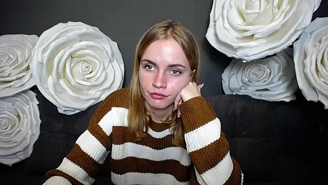 MargaritaKiss online show from 10/10/25, 06:51