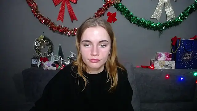 MargaritaKiss online show from 12/15/25, 07:29