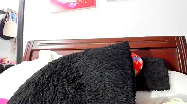 Snapshot of aleziiacam chatting on 12/11/24, 03:35 aleziiacam online show from 12/11/24, 03:35