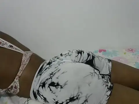 sly minah online show from 11/20/25, 04:56