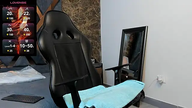 CodyWalkerR online show from 02/18/25, 05:21