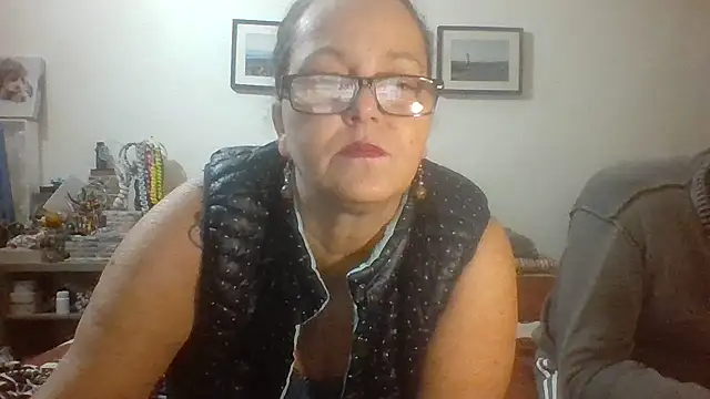 brasiliana49 online show from 04/21/26, 02:51