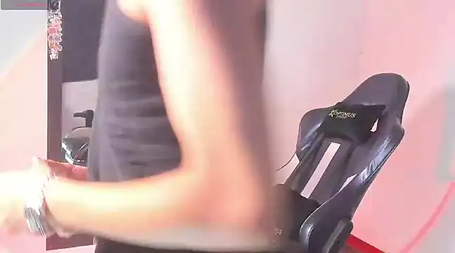 Snapshot of cute_diego_ chatting on 01/14/25, 11:27 cute diego online show from 01/14/25, 11:27