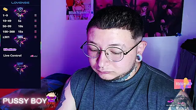 Snapshot of princeFtm chatting on 05/15/26, 03:52 princeFtm online show from 05/15/26, 03:52