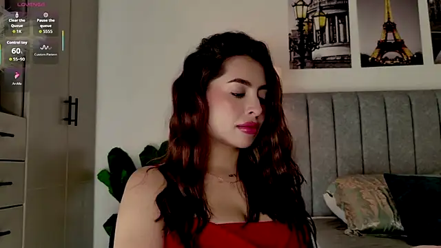 Snapshot of caralella chatting on 06/13/26, 07:56 caralella online show from 06/13/26, 07:56