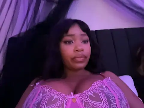lovekaylaa online show from 08/07/26, 10:45
