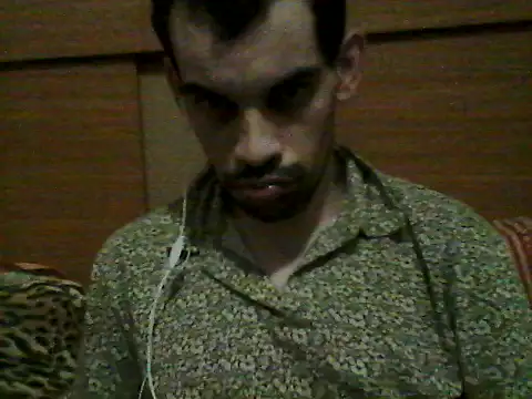 Snapshot of Paulo_lO chatting on 02/19/25, 12:44 Paulo lO online show from 02/19/25, 12:44