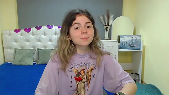 TinaRedly online show from 09/08/25, 05:45