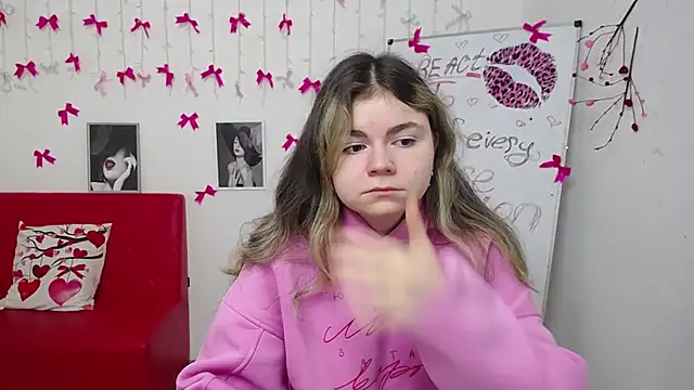 TinaRedly online show from 03/07/26, 08:00