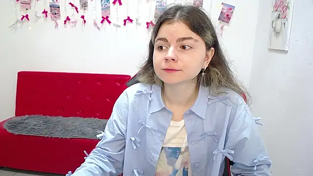 TinaRedly online show from 05/23/26, 05:50