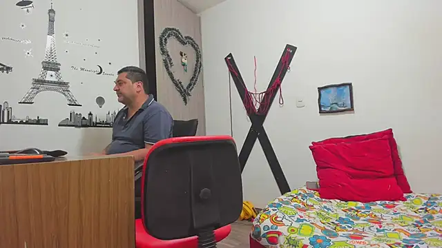 hotandfierylatinos2023 online show from 02/25/25, 12:03