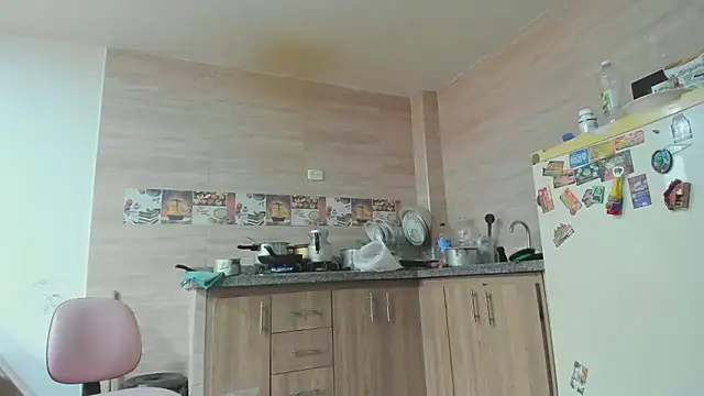 hotandfierylatinos2023 online show from 02/26/25, 01:08