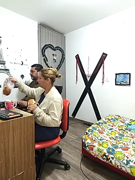 hotandfierylatinos2023 online show from 03/13/25, 10:05