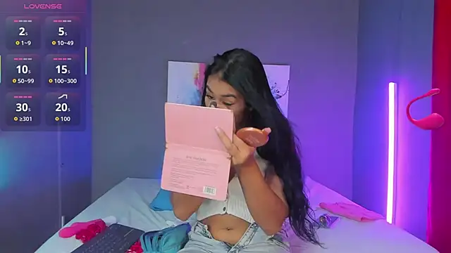 MadissonShakur online show from 09/16/25, 05:14