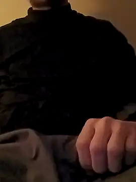 elmerfuddin87 online show from 12/28/24, 06:29