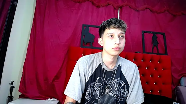 Snapshot of _Thomas_hot_ chatting on 03/14/25, 01:59  Thomas hot  online show from 03/14/25, 01:59