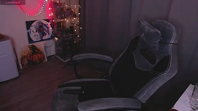 lissamuff online show from 09/14/25, 05:12