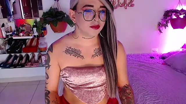 Laveneno ortiz07 online show from 10/04/25, 11:58