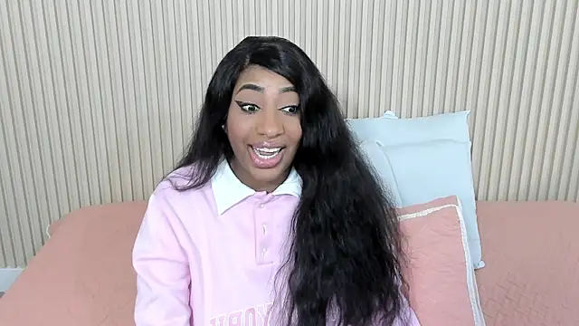 charlottebrowns  online show from 11/22/25, 12:15