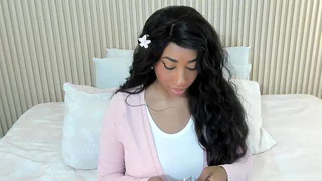 charlottebrowns  online show from 07/24/26, 12:03