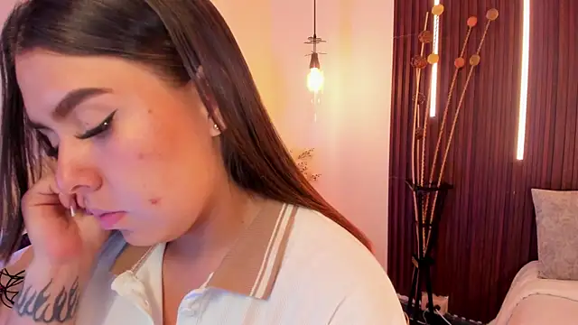 ArianaBaker online show from 04/16/26, 08:42